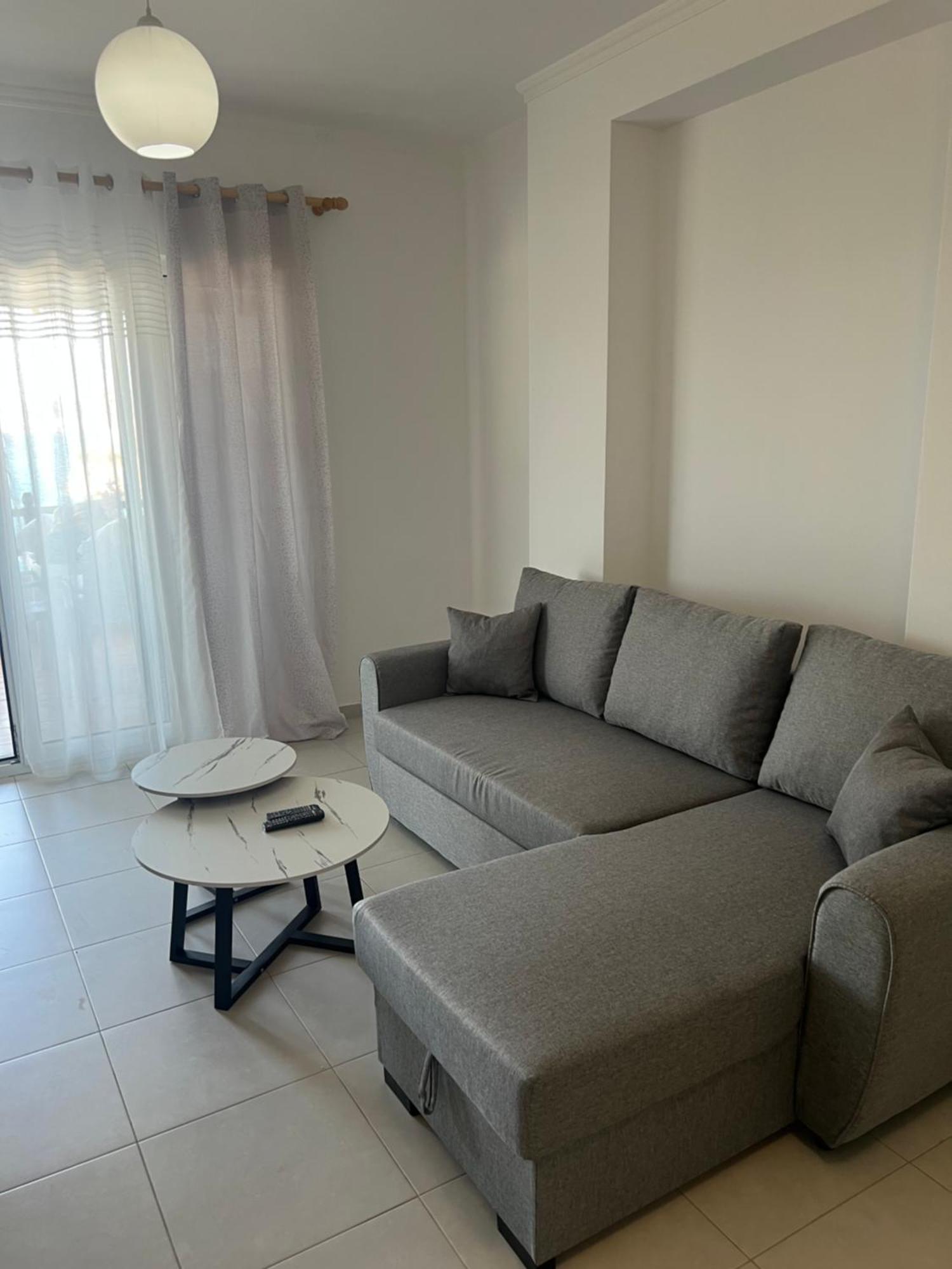 Sea View Apartment! Влёра Экстерьер фото
